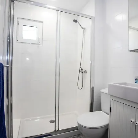 San Fermin 232 - By Az דירה *